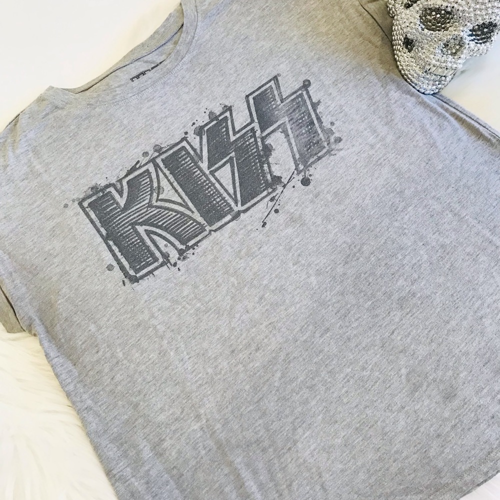 KISS- tee